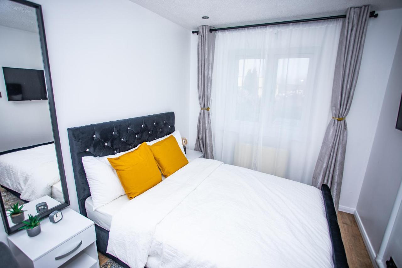 La Vida In Casa Hotel Thamesmead  Kültér fotó